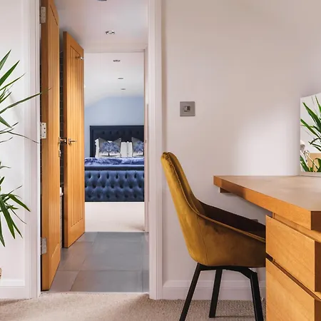 Beechwood Brook, 3 Bed, 3 Bath, Parking,