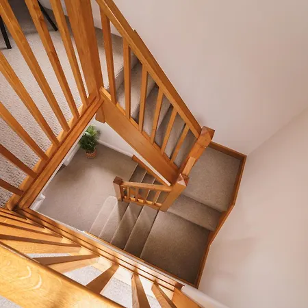 Beechwood Brook, 3 Bed, 3 Bath, Parking, Daire *