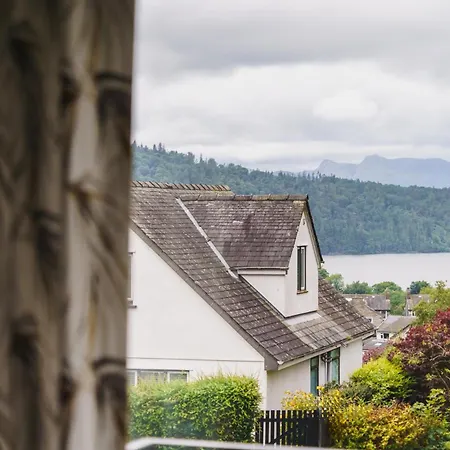 Beechwood Brook, 3 Bed, 3 Bath, Parking, *