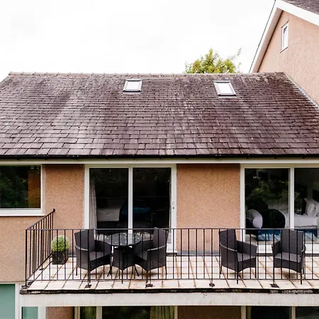 Beechwood Brook, 3 Bed, 3 Bath, Parking,