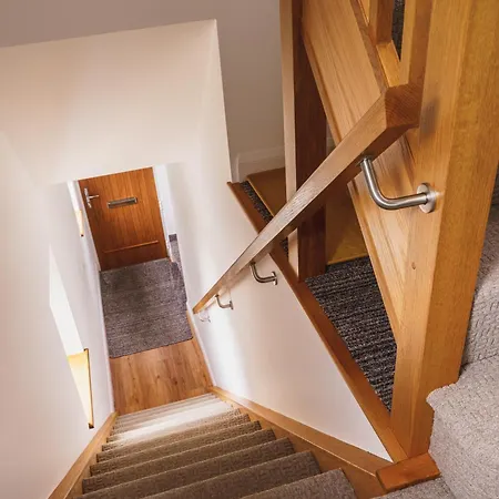 Beechwood Brook, 3 Bed, 3 Bath, Parking,